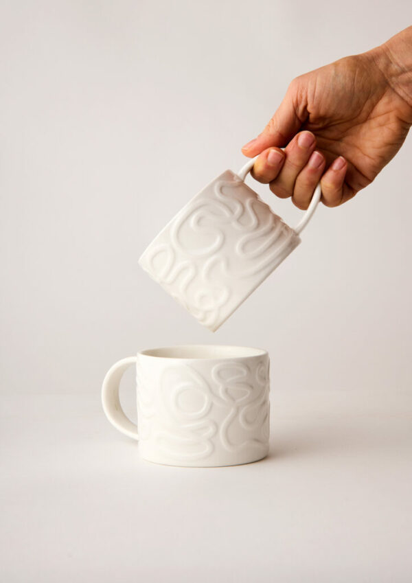 Angus & Celeste Tilde Mug Set – pair of 350 ml porcelain mugs with ribbon handles and tilde-line design - white