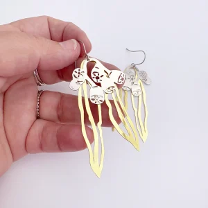 Denz & Co Gumnut & Leaf Dangle Earrings – gold leaves and silver gumnut shapes on silver hooks