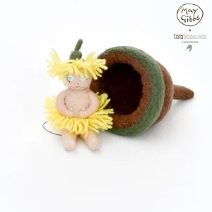 May Gibbs x Tara Treasures - Little Ragged Blossoms Doll with Gumnut Pod