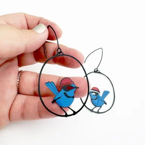 Midi Christmas Wren earrings in Black/Blue/Red