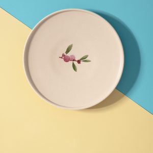 Pin Cushion Dinner Plate 26cm