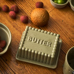 Kitchen Life Peppercorn - Large Butter Dish